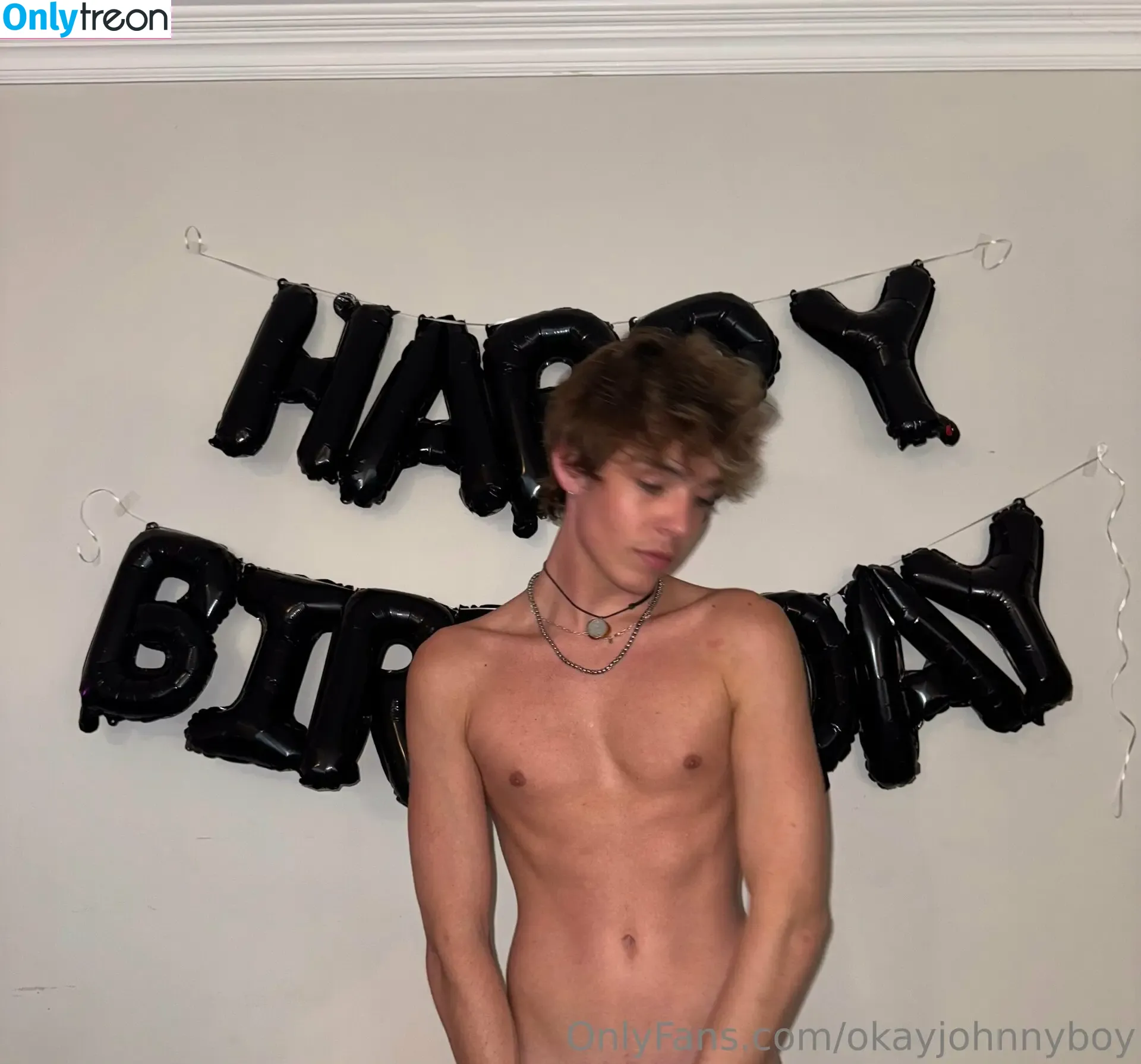 okayjohnnyboy голая photo #0126 (okjohnnyboy)