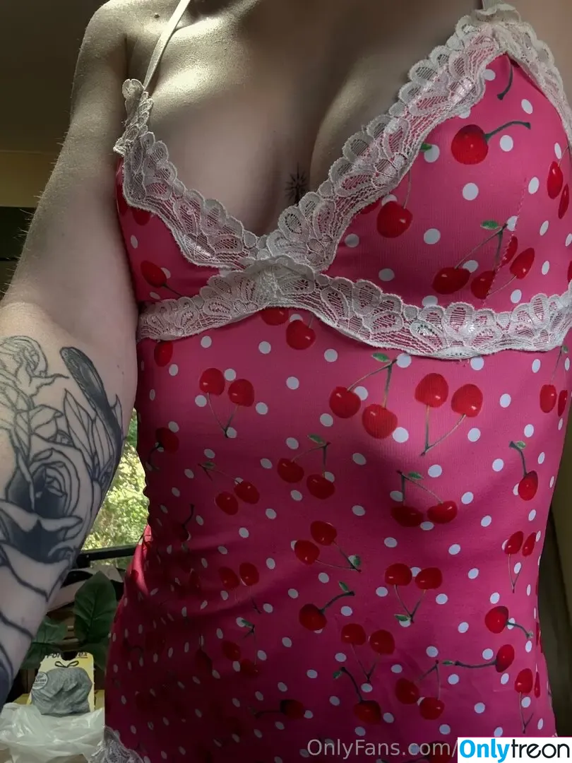 Okaylilzoot nude photo #0351 (Okaylilzoot)