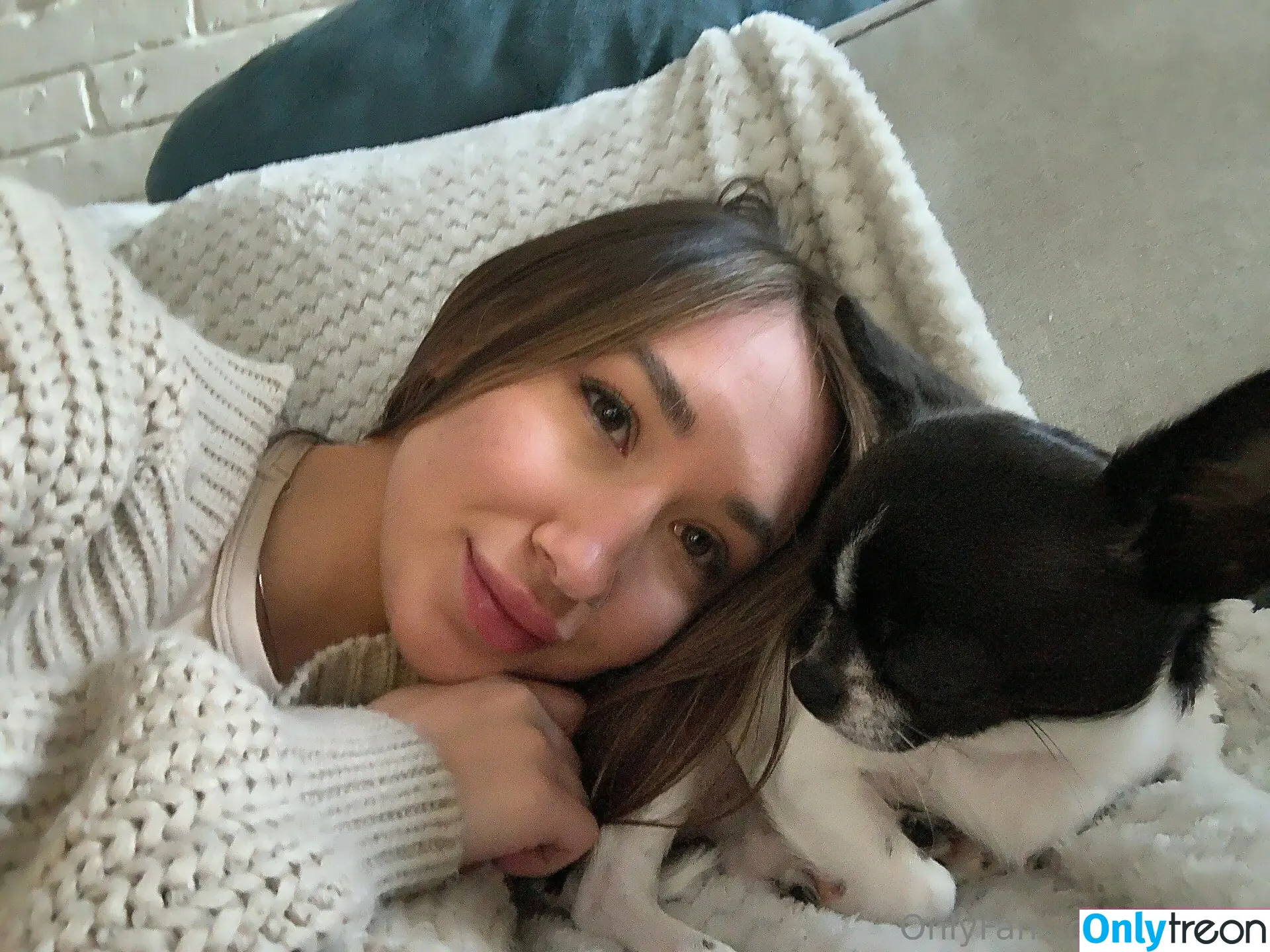 okhik0 nude photo #0137 (kh0k0)