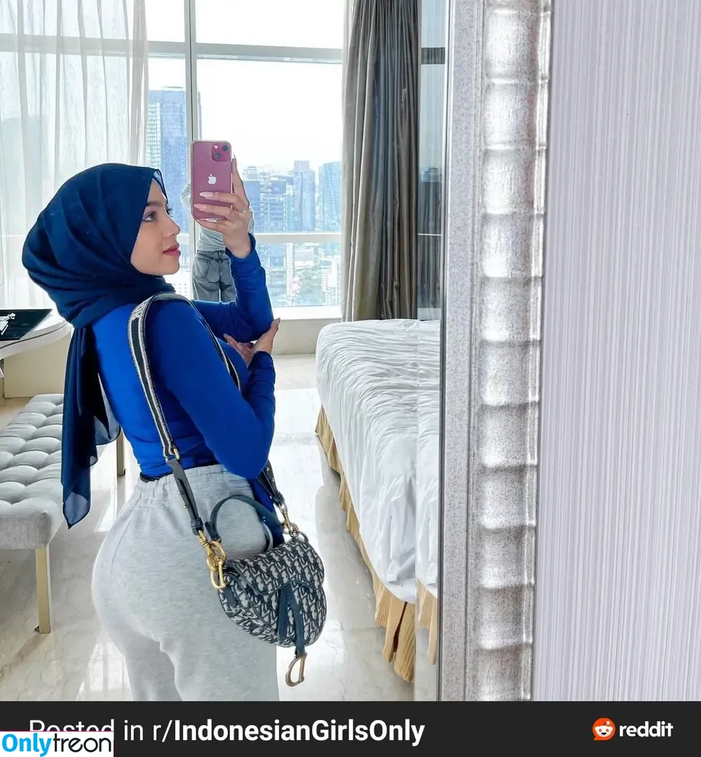 OklinFia nude photo #0021 (OklinFiaPutri)