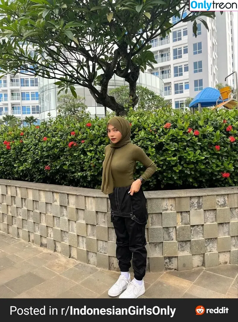 OklinFia nude photo #0023 (OklinFiaPutri)