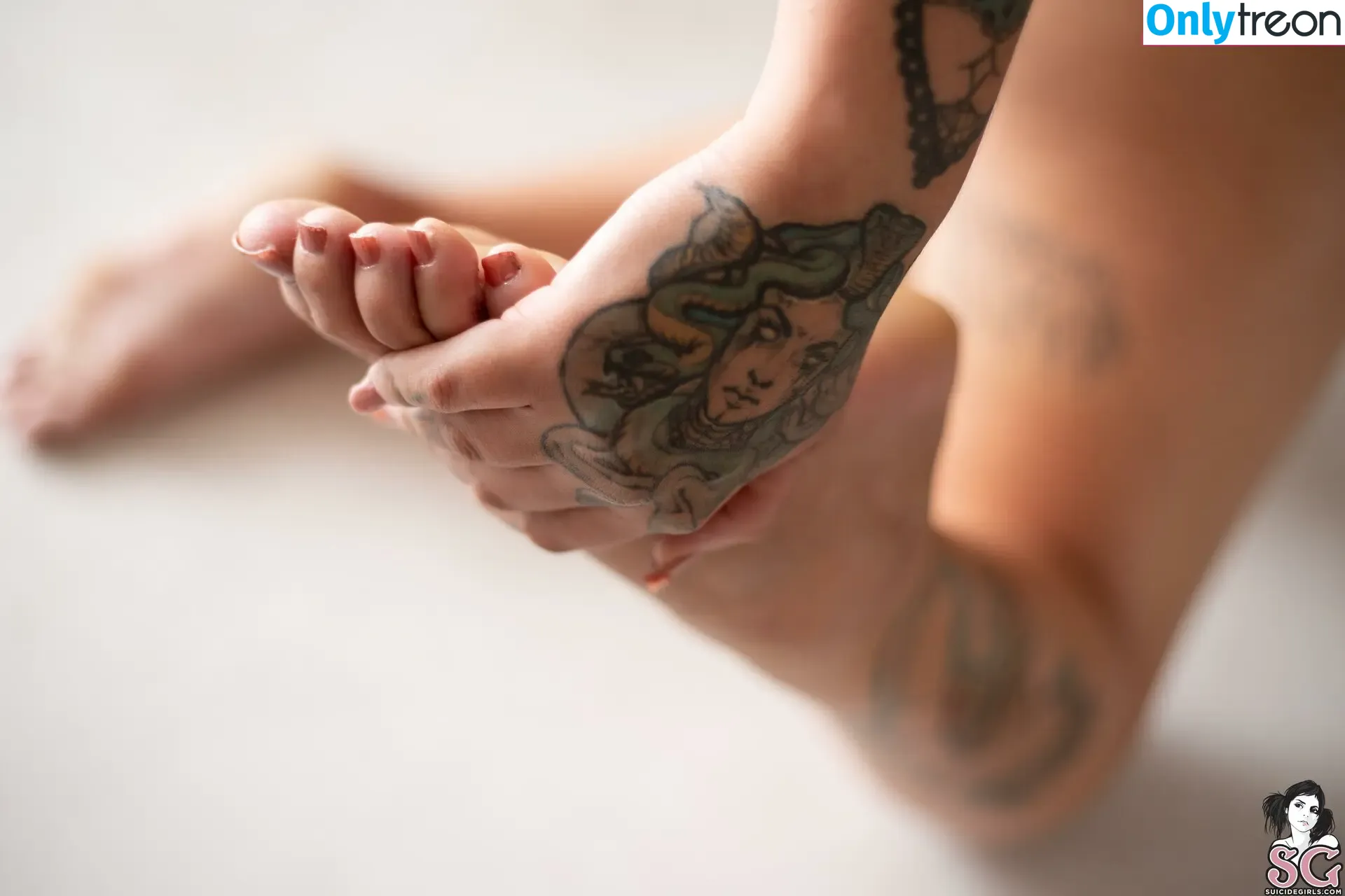 Olarasta nude photo #0117 (olarastasuicide)