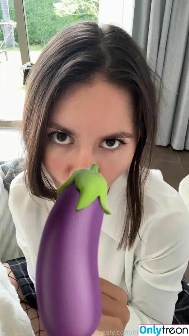 olesyaliberman nude photo #0050 (olesya liberman / spoiledbratcat)