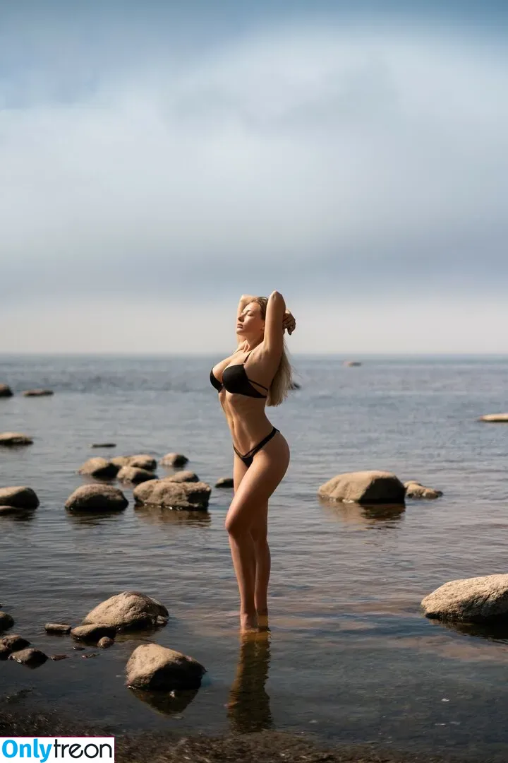 Olga Kobzar nude photo #0251 (bugs_bunny_gf)