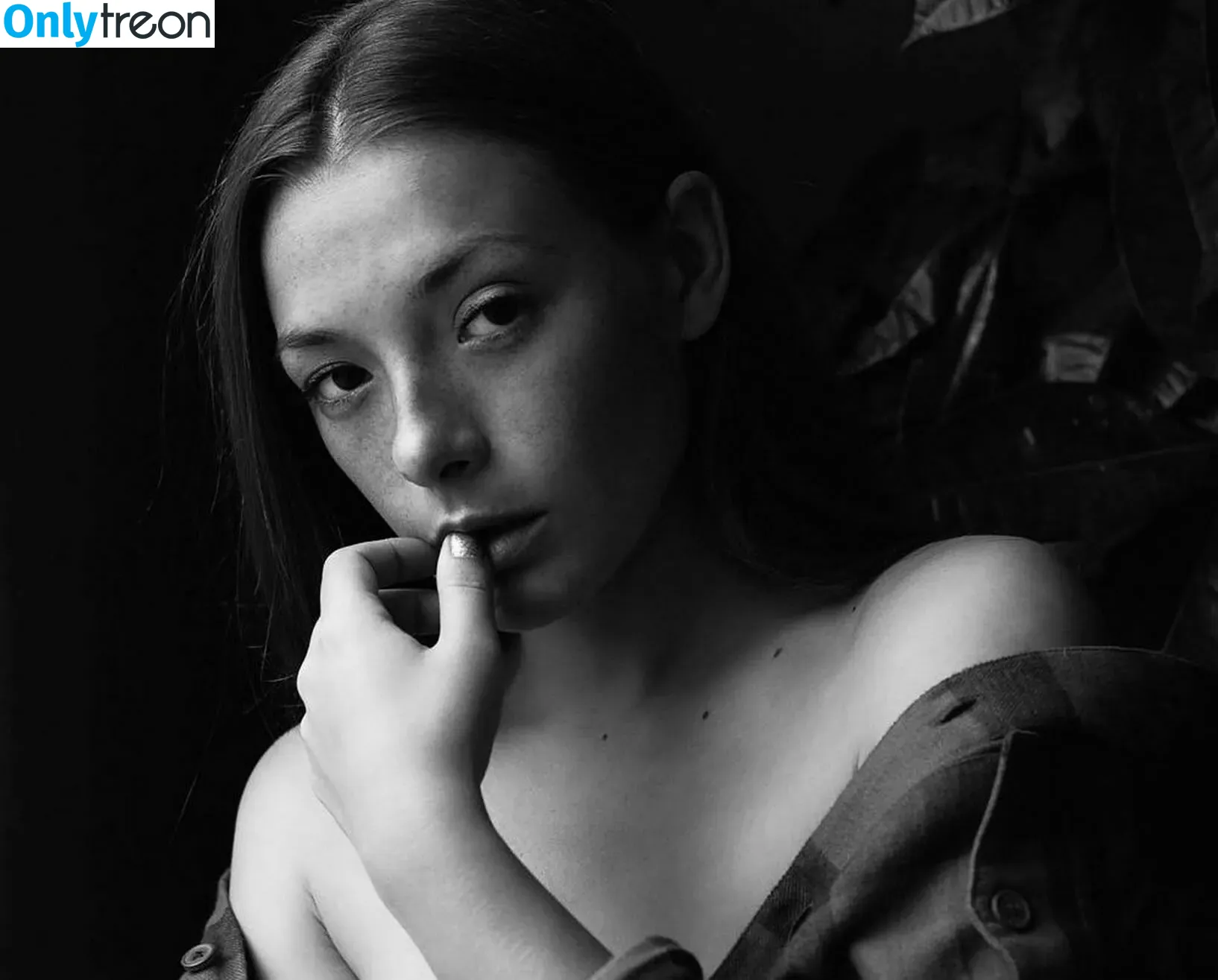 Olga Kobzar nude photo #0403 (bugs_bunny_gf)
