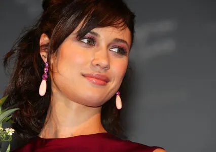 Olga Kurylenko / OlyaKurylenko / olgakurylenkoofficial фото голая #0188