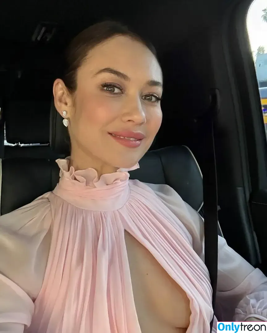 Olga Kurylenko nude photo #0422 (OlyaKurylenko / olgakurylenkoofficial)