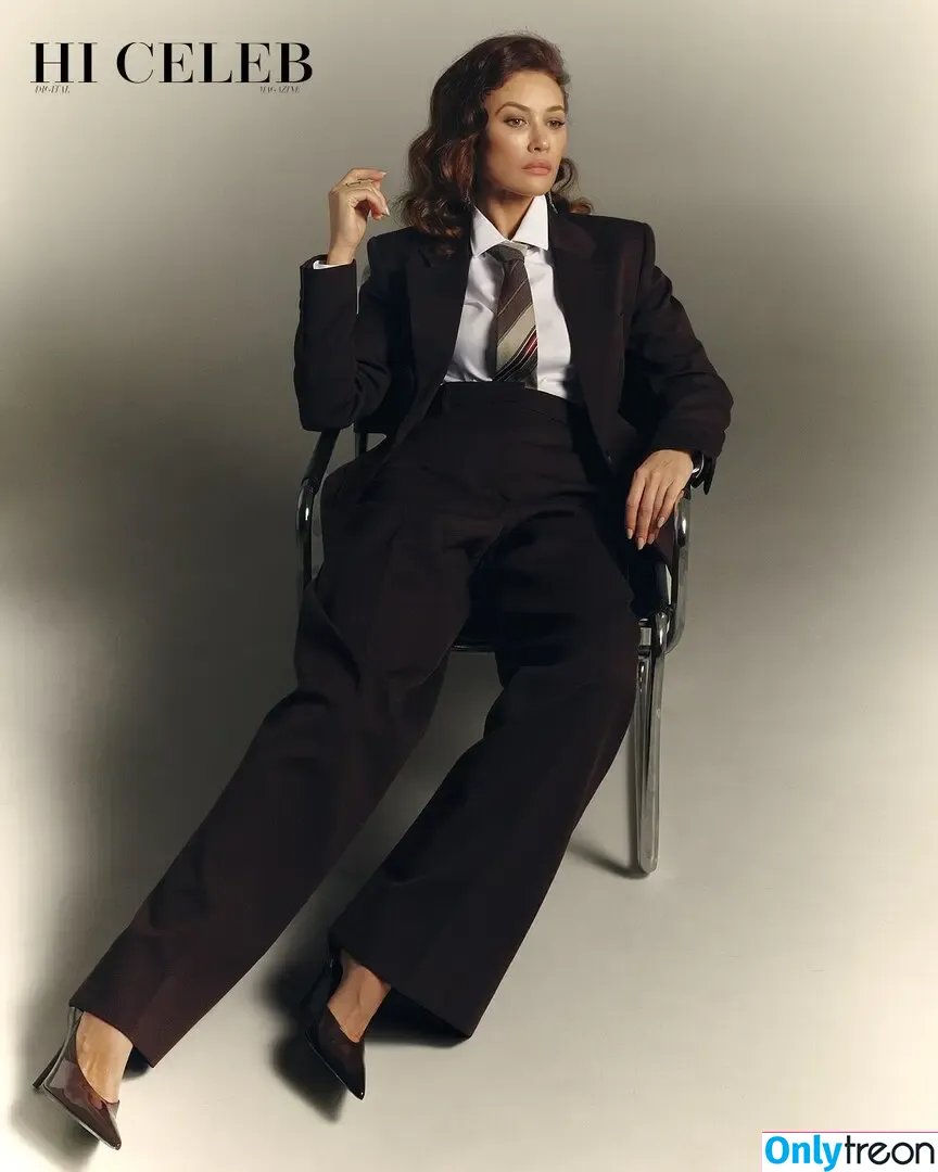 Olga Kurylenko голая photo #0471 (Olga Kurylenko)