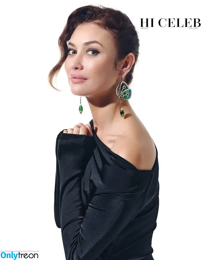 Olga Kurylenko голая photo #0472 (Olga Kurylenko)