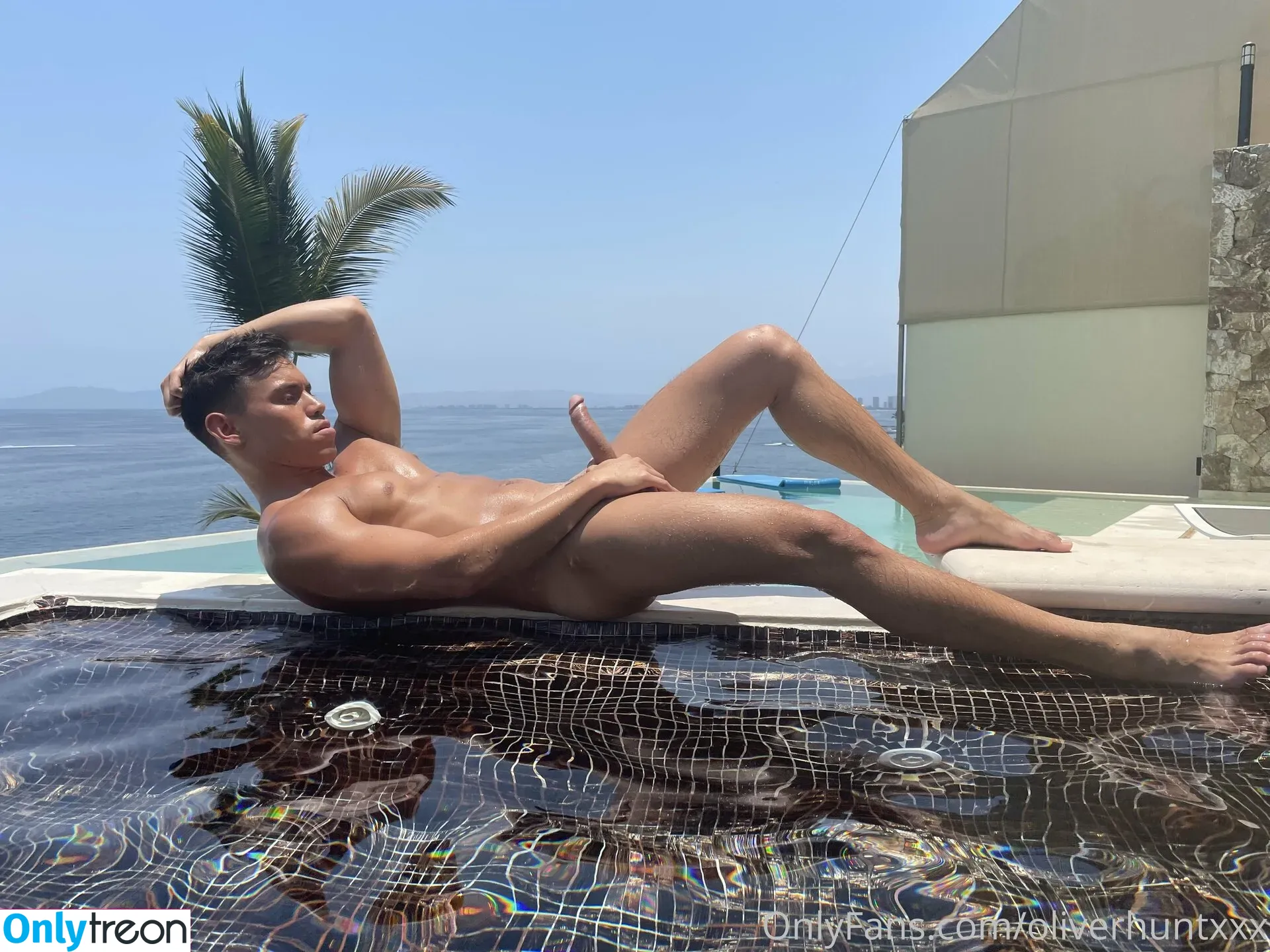 oliverhuntxxx nude photo #0034 (oliverhuntxx)