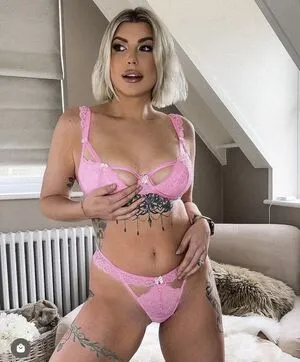 Olivia Buckland / oliviadbowen nude photo #0094