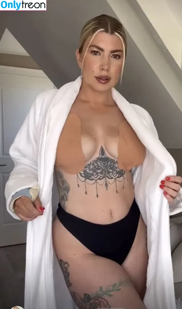 Olivia Buckland nude photo #0106 (oliviadbowen)