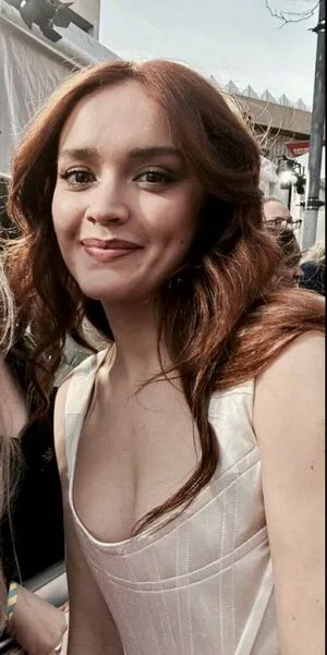 Olivia Cooke / livkatecooke nude photo #0109