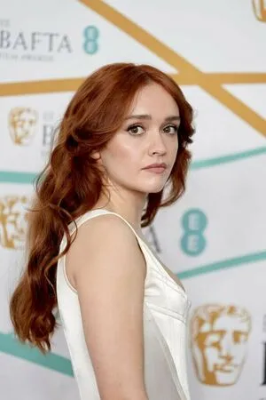 Olivia Cooke / livkatecooke nude photo #0113