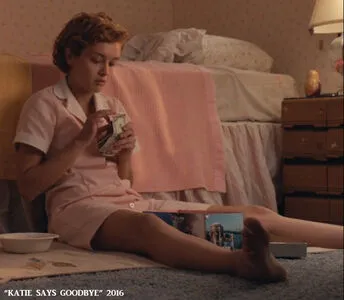 Olivia Cooke / livkatecooke nude photo #0123