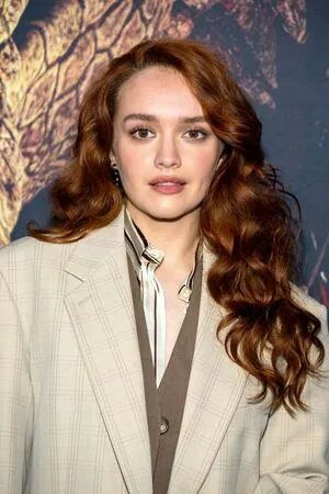 Olivia Cooke / livkatecooke nude photo #0152