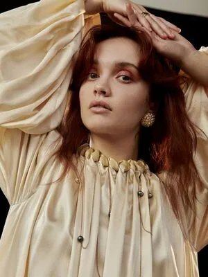 Olivia Cooke / livkatecooke nude photo #0197