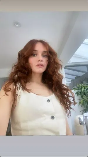 Olivia Cooke / livkatecooke nude photo #0201