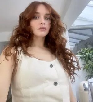 Olivia Cooke / livkatecooke nude photo #0202