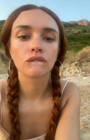Olivia Cooke / livkatecooke nude photo #0203