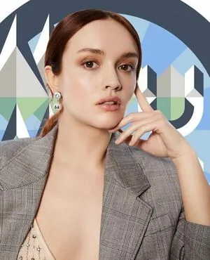Olivia Cooke / livkatecooke nude photo #0213