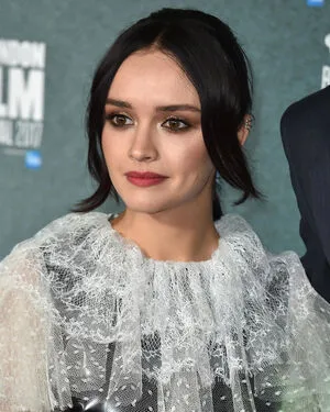 Olivia Cooke / livkatecooke nude photo #0218