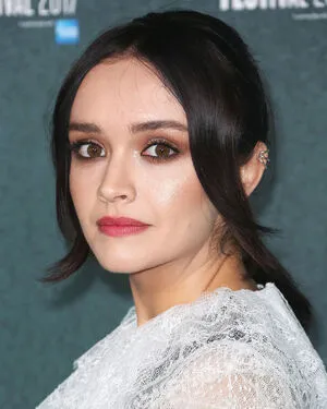 Olivia Cooke / livkatecooke nude photo #0219