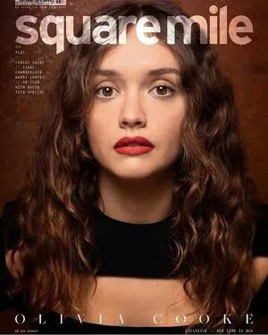 Olivia Cooke / livkatecooke nude photo #0224