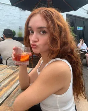 Olivia Cooke / livkatecooke nude photo #0235