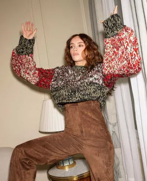 Olivia Cooke / livkatecooke nude photo #0339