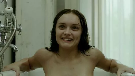 Olivia Cooke / livkatecooke nude photo #0359
