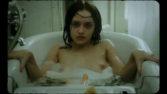 Olivia Cooke / livkatecooke nude photo #0361