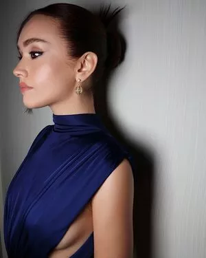Olivia Cooke / livkatecooke nude photo #0385