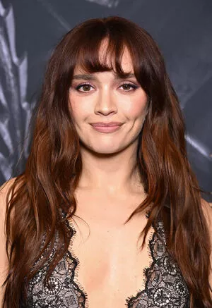 Olivia Cooke / livkatecooke nude photo #0426