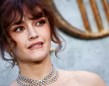 Olivia Cooke / livkatecooke nude photo #0440