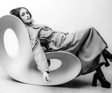 Olivia Cooke / livkatecooke фото голая #0481
