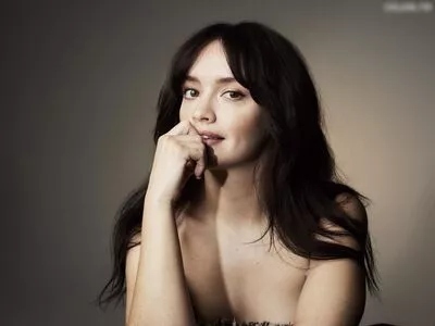 Olivia Cooke / livkatecooke фото голая #0490
