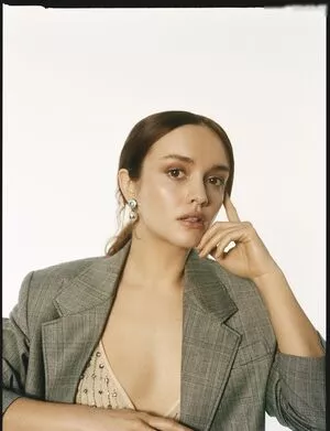 Olivia Cooke / livkatecooke фото голая #0493