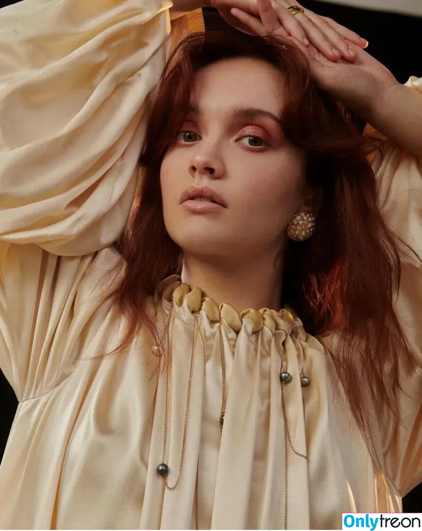 Olivia Cooke nude photo #0032 (livkatecooke)