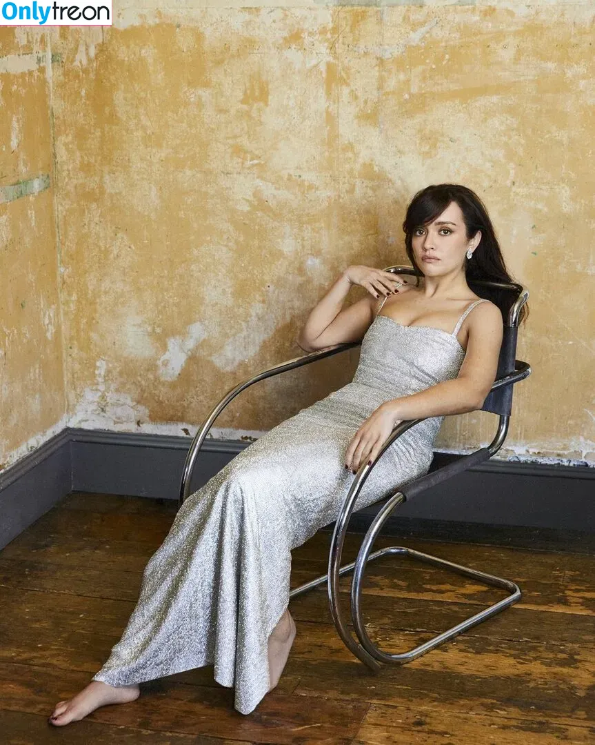 Olivia Cooke nude photo #0097 (livkatecooke)