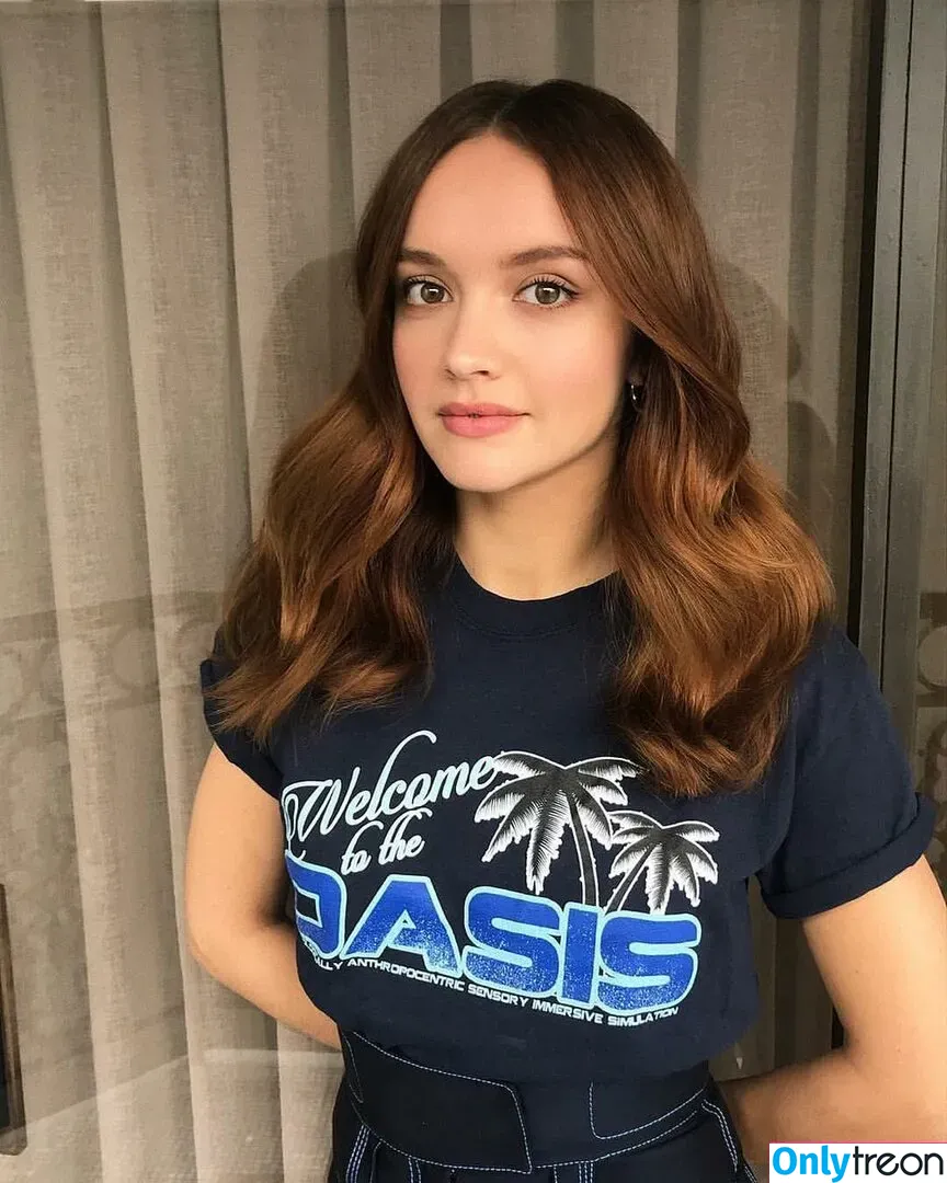 Olivia Cooke nude photo #0222 (livkatecooke)