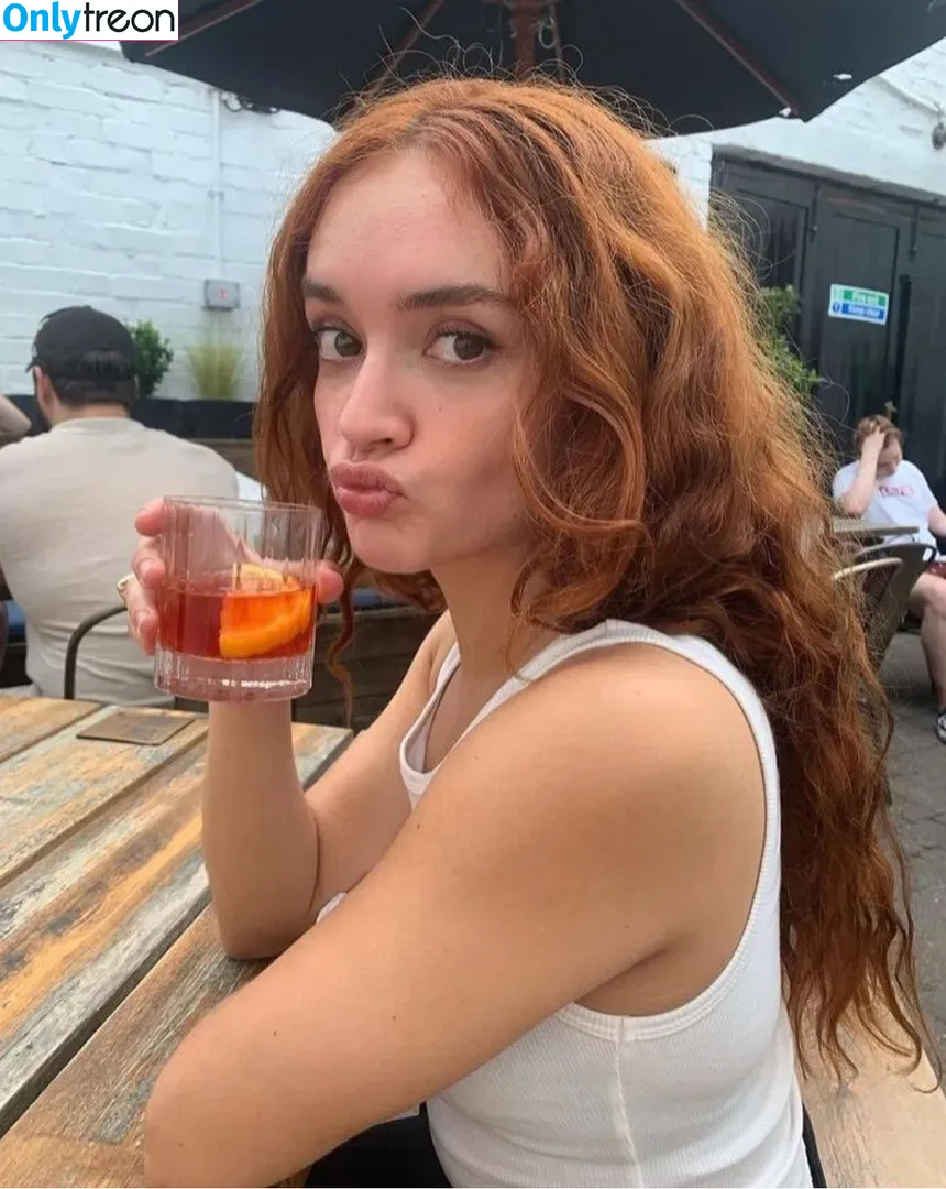 Olivia Cooke nude photo #0235 (livkatecooke)