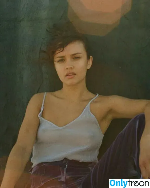 Olivia Cooke голая photo #0260 (livkatecooke)