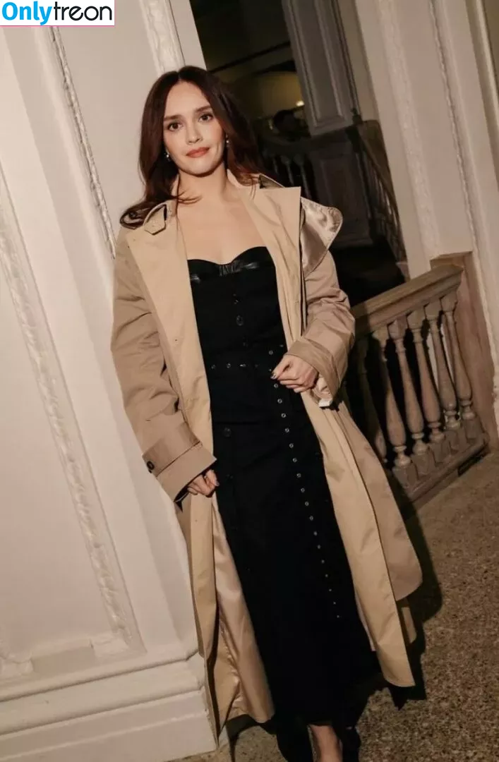 Olivia Cooke голая photo #0347 (livkatecooke)