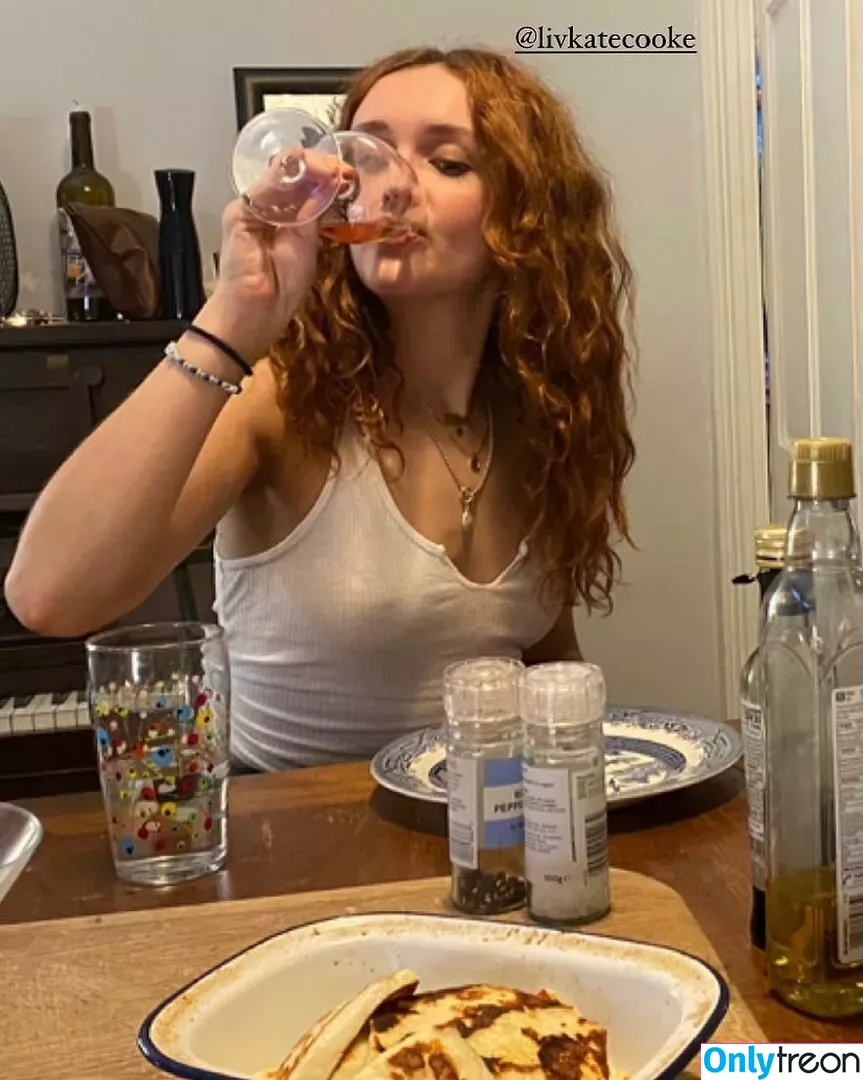Olivia Cooke голая photo #0358 (livkatecooke)