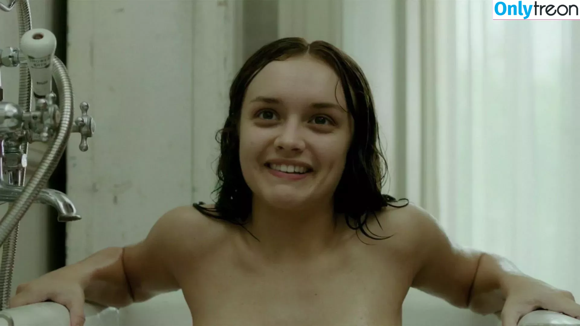 Olivia Cooke голая photo #0359 (livkatecooke)