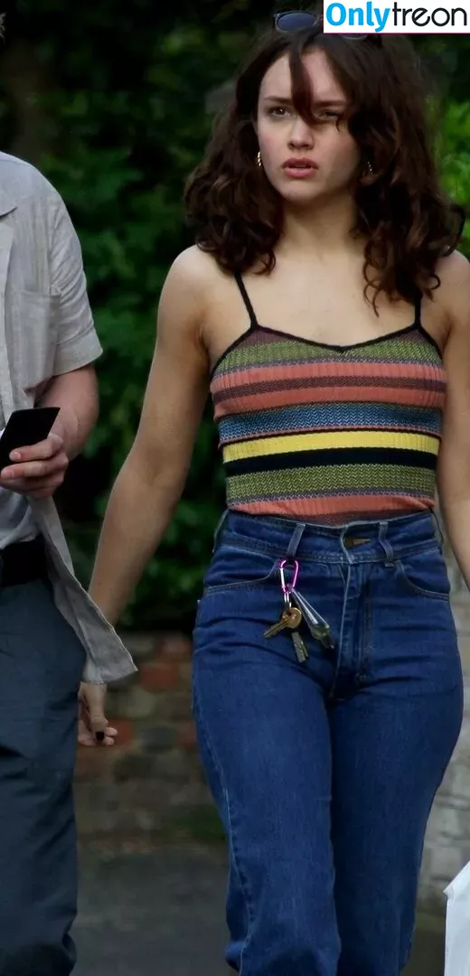 Olivia Cooke голая photo #0366 (livkatecooke)