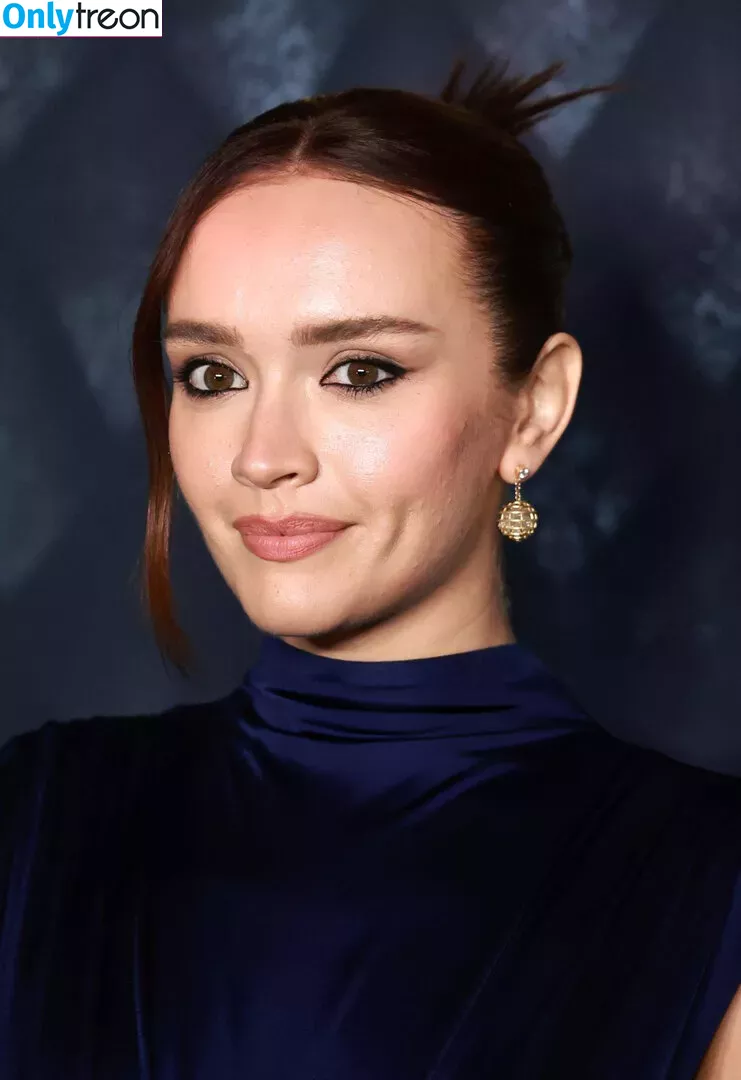 Olivia Cooke nude photo #0375 (livkatecooke)