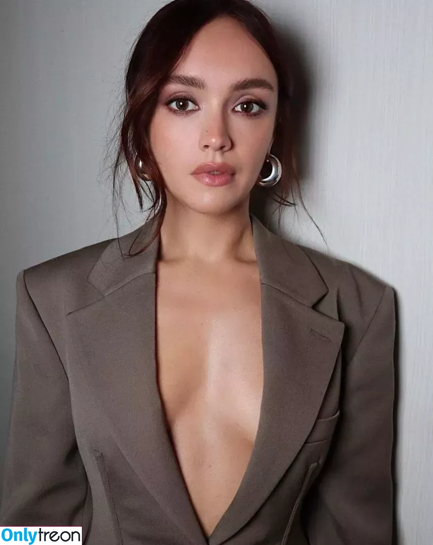 Olivia Cooke голая photo #0389 (livkatecooke)
