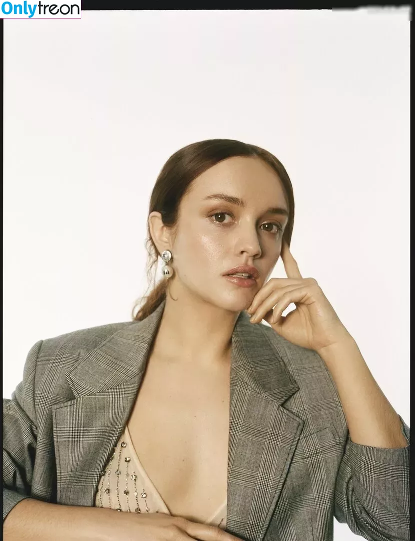 Olivia Cooke голая photo #0493 (livkatecooke)